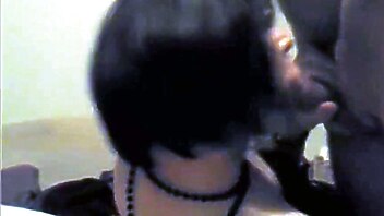 Zatecke kurvi, cerda porno, šuška, pov blowjob, zmrdaji ji, prostitutky na veřejnosti