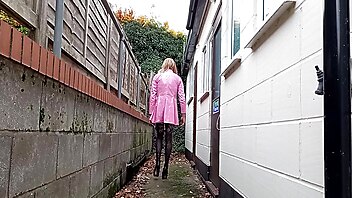 Blondiner, Udendørs, Store Bryster