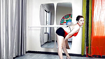Celebs upskirt video, secretaries celebrity, celebrities no panties, classic american milf, classic stepmother, stepsister boobs