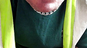 Handjob bulge, construction site, british amateur ginger, british porn masturbation, gay foreskin handjob